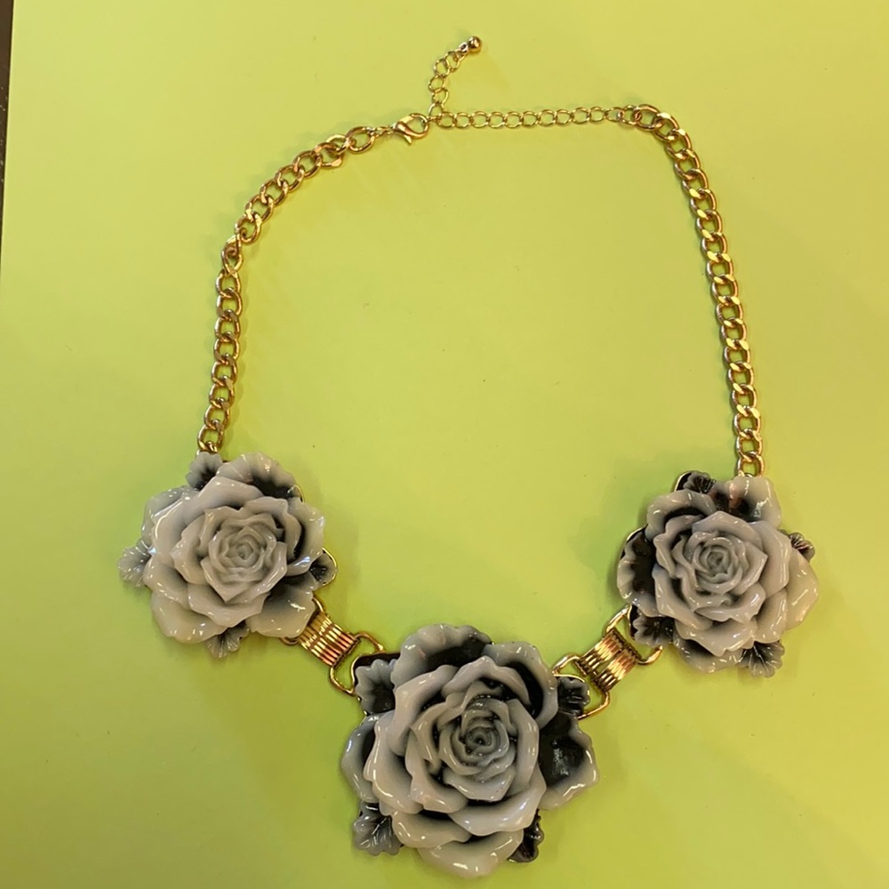 Rose necklace 🌺🌺🌺